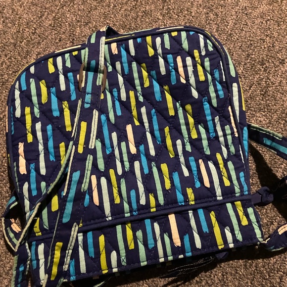 Vera Bradley Katalina Showers Crossbody - Picture 2 of 4